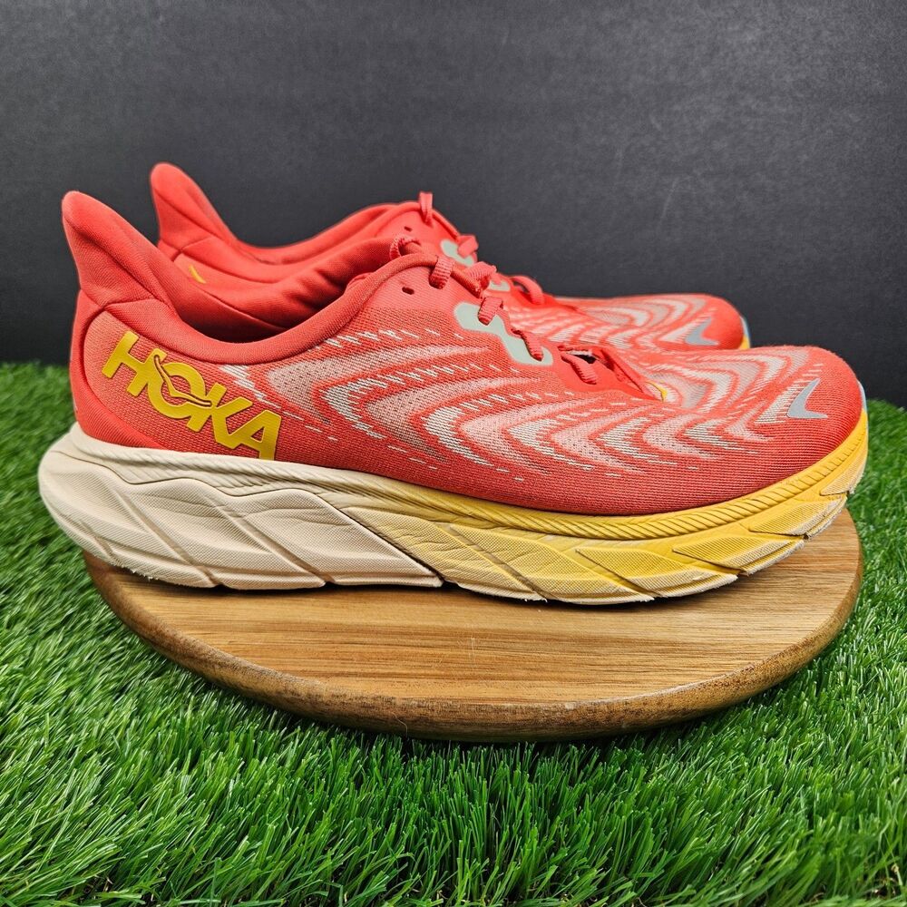 Hoka One One Arahi 6 Mens Size 11.5 D Fiesta Amber Yellow Gym Shoes Sneakers